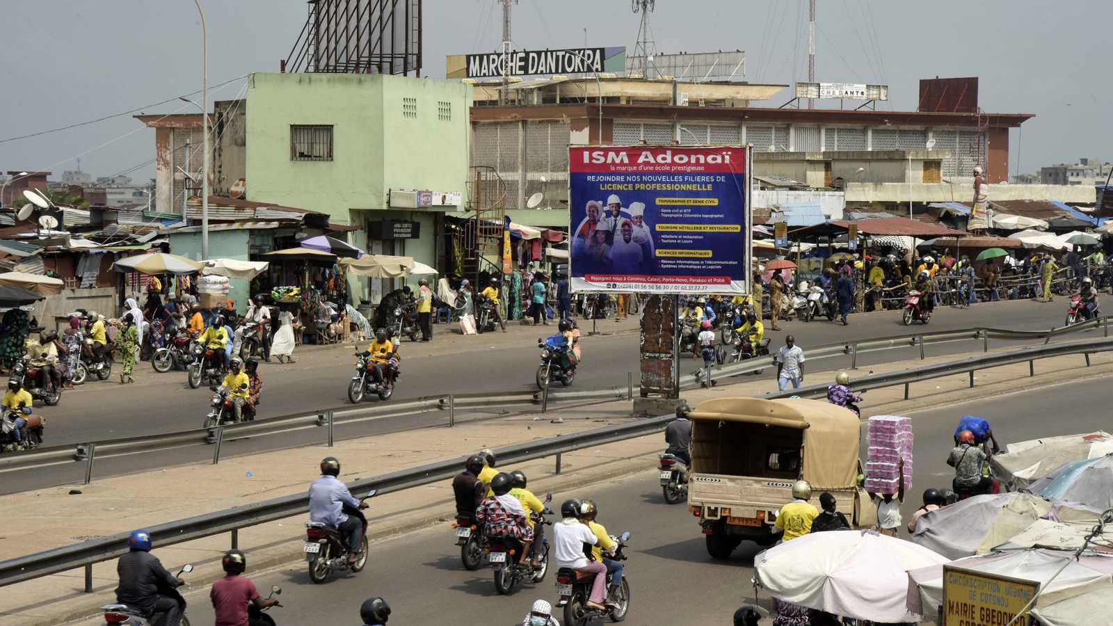 بعد زيادة لافتة بعدد القتلى.. هل فقدت بنين السيطرة الأمنية؟