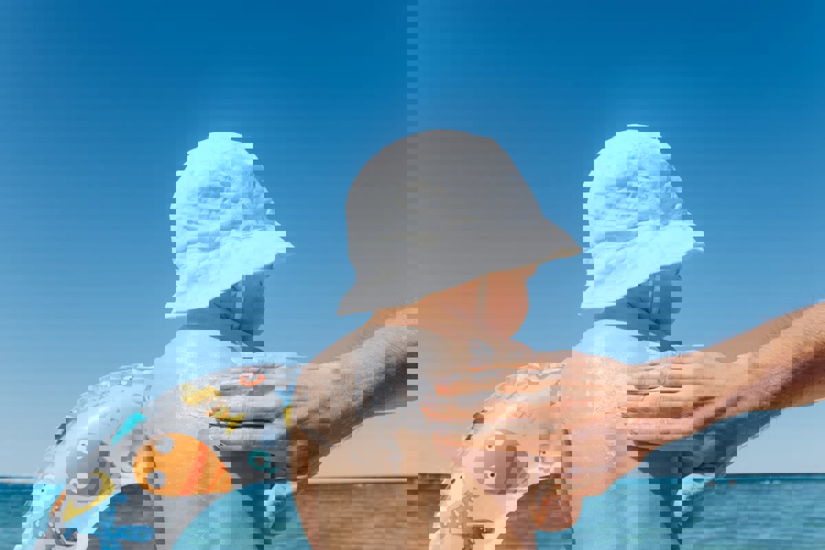 نصائح "جوهرية" لحماية الأطفال من الحر الشديد 