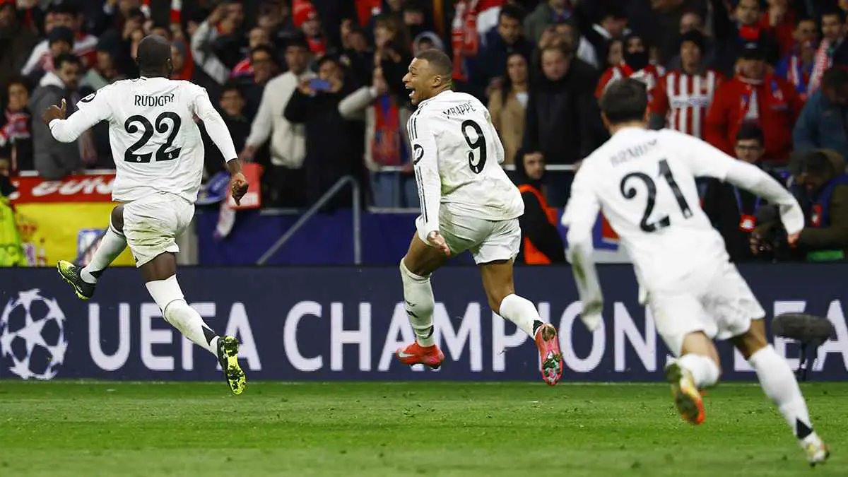 بينهم لاعبو السيتي وليفربول.. ريال مدريد يرفض 6 نجوم من العيار الثقيل