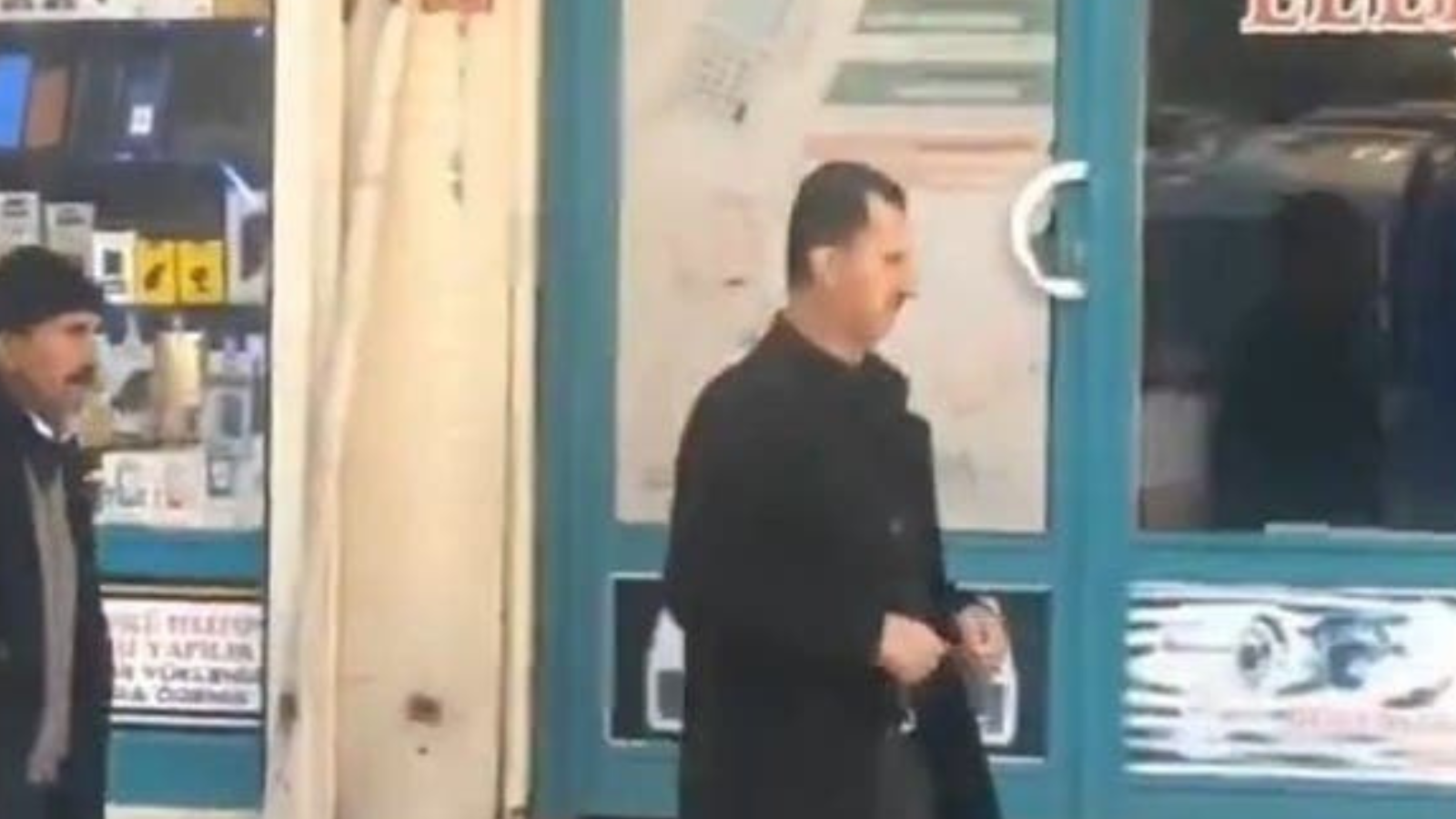 "شبيه بشار الأسد" يحصد ملايين المشاهدات (فيديو)