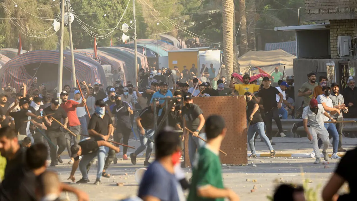 إيران تطلب من رعاياها في العراق عدم السفر إلى بغداد وسامراء