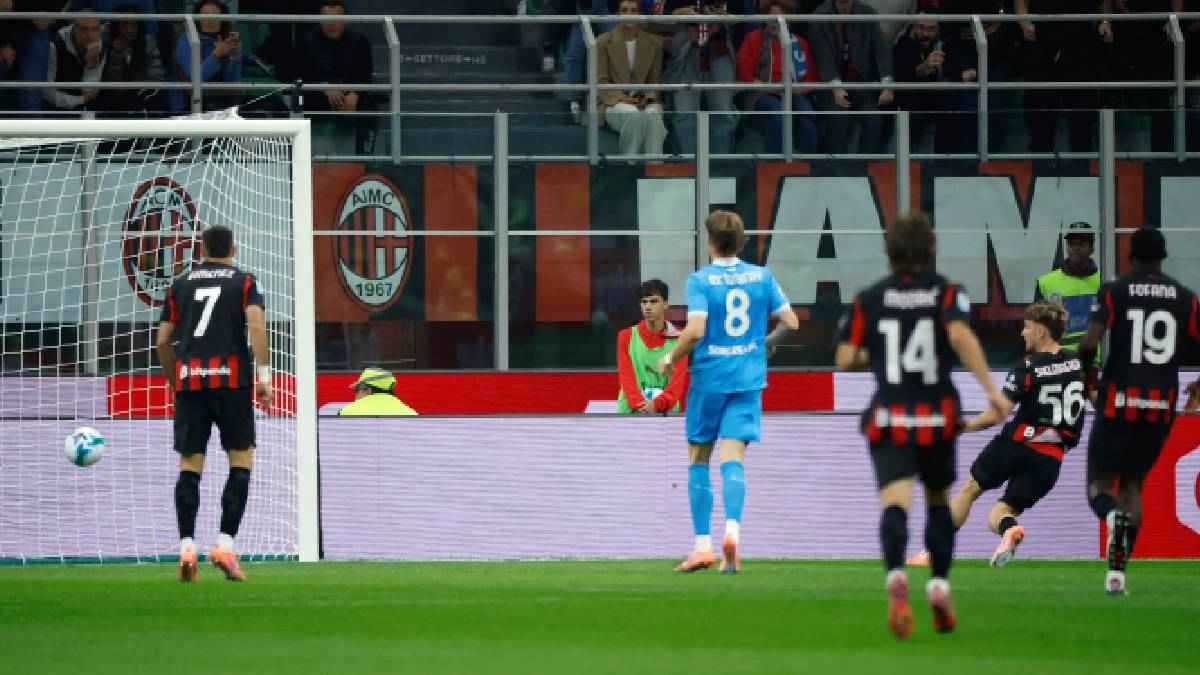 ملخص وأهداف ورجل مباراة ميلان ضد نابولي في الدوري الإيطالي