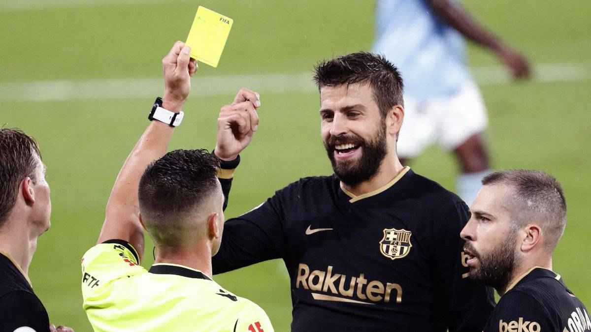 بيكيه: جميع حكام الدوري الإسباني يشجعون ريال مدريد