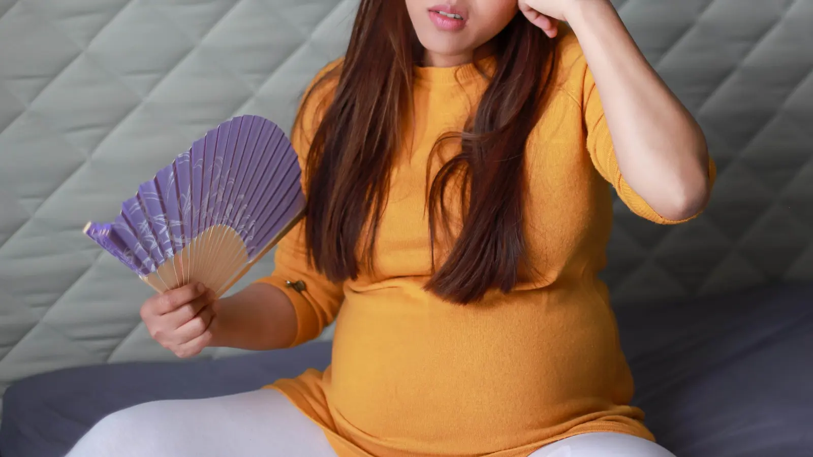 السبب الرئيس لحدوث "الهبات الساخنة" أثناء الحمل