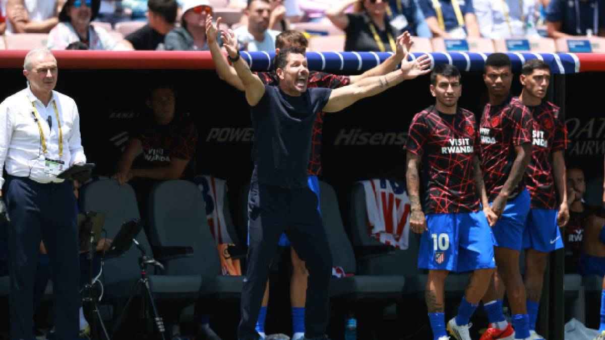 كل قرارات التحكيم ضدنا.. أول تعليق من سيميوني بعد فضيحة كأس العالم للأندية