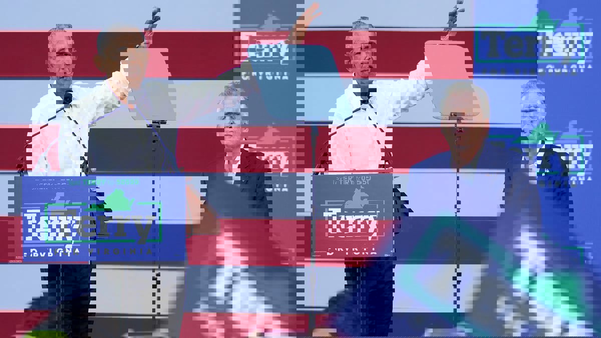 قبل انتخابات محلية في فرجينيا.. أوباما يتهم الجمهوريين بتهديد الديمقراطية