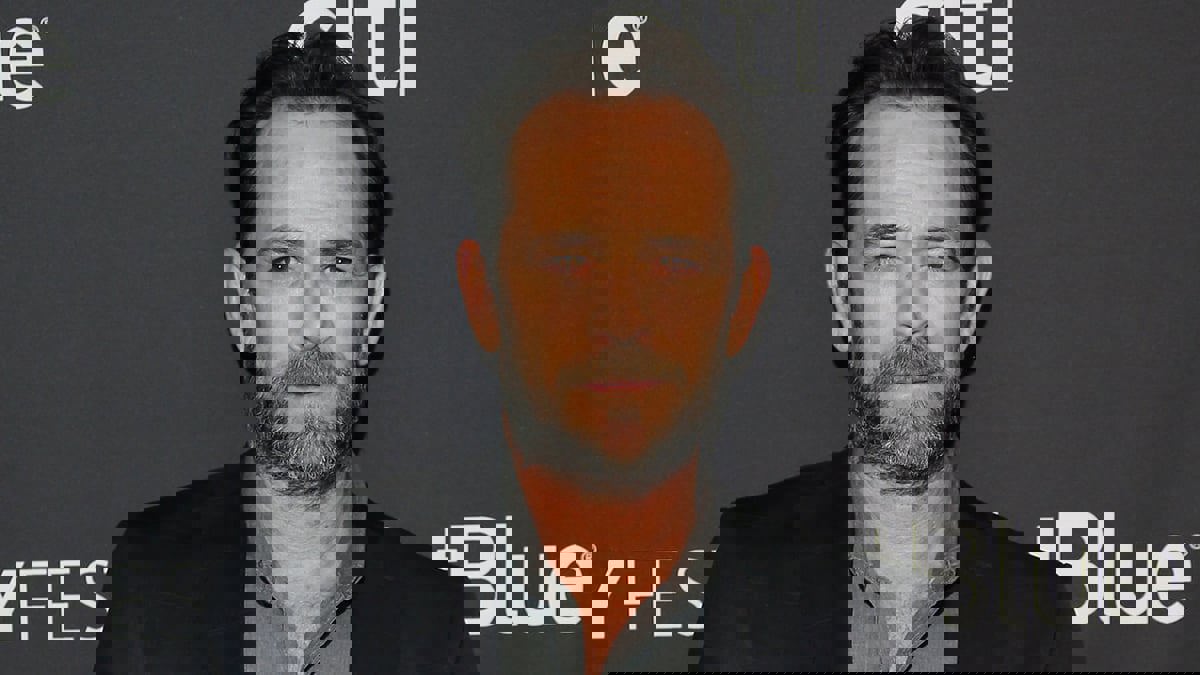 وفاة الممثل الأمريكي لوك بيري إثر جلطة مفاجئة