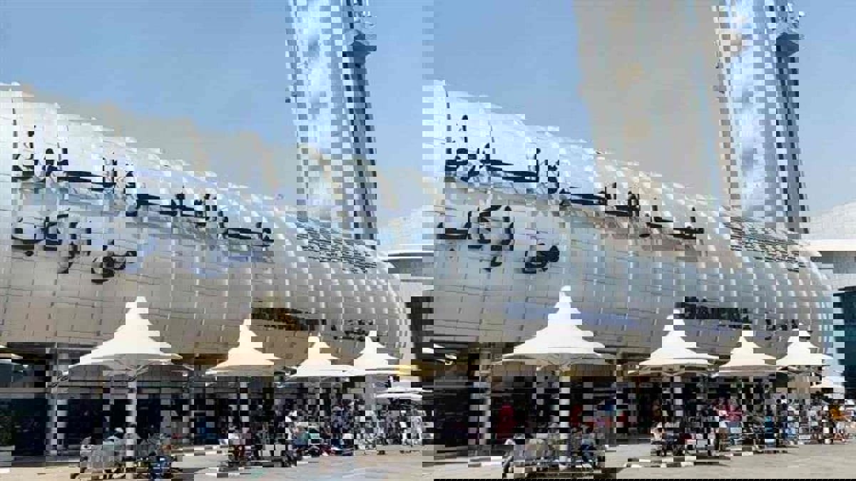 مصر.. سودانية تتسبب بإلغاء سفر 29 راكبًا بمطار القاهرة وتستقل طائرة بمفردها