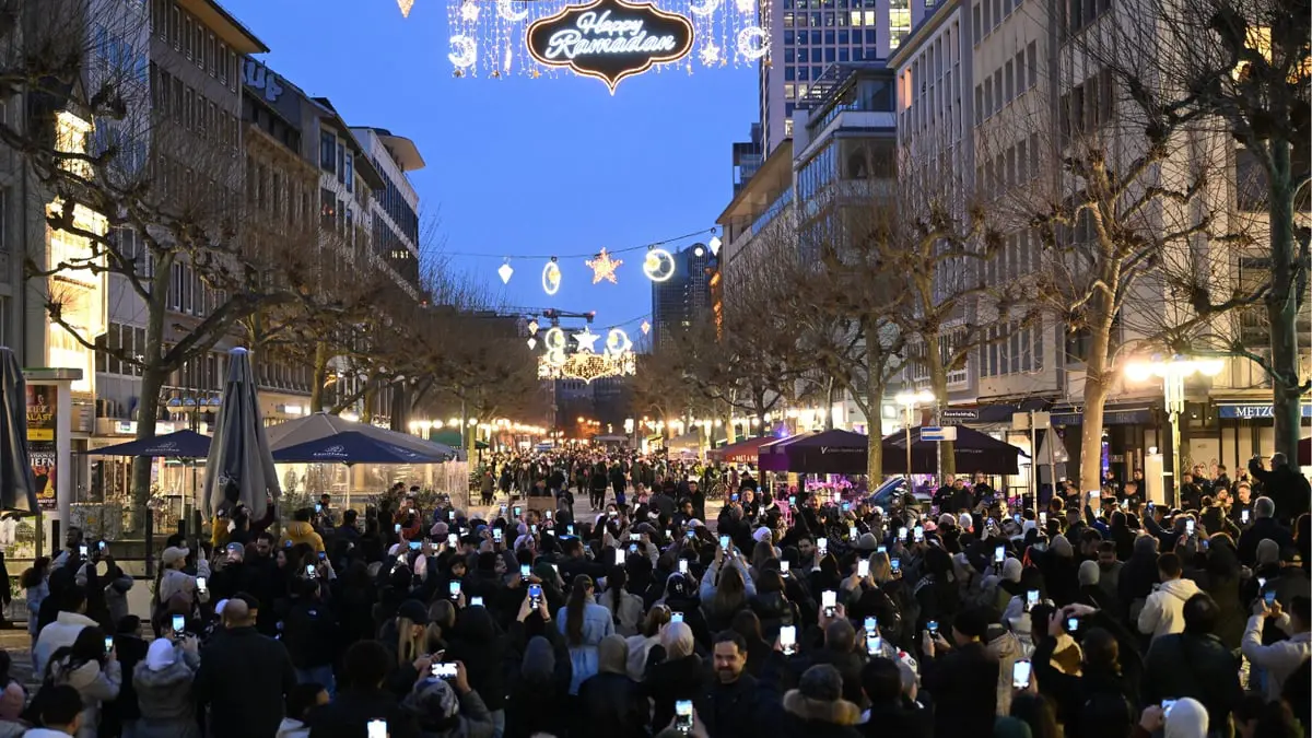 اللاجئون في أوروبا يعيشون أجواء رمضانية "منقوصة" 