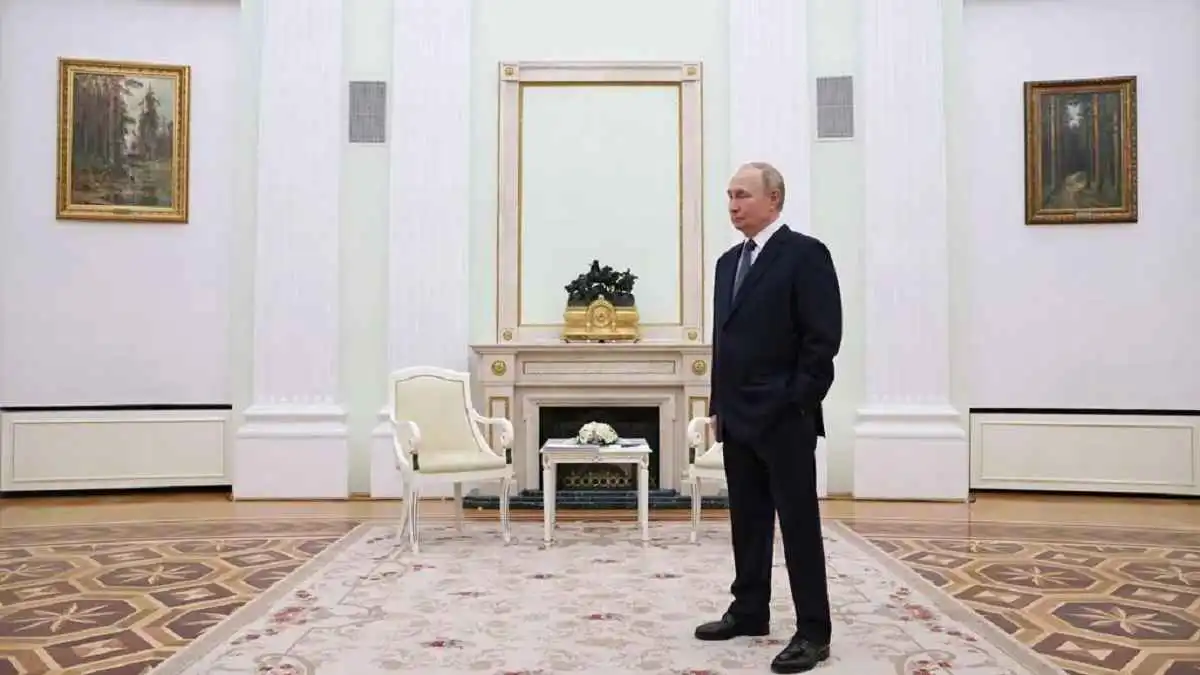 "أصول مجمدة".. حرب مالية جديدة بين موسكو وأوروبا على خلفية تمويل أوكرانيا