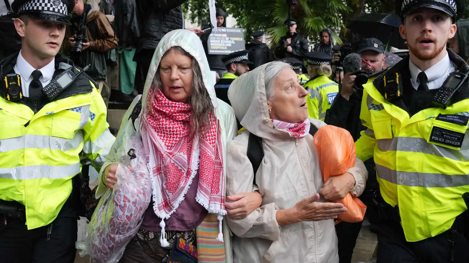 بريطانيا.. اعتقال 55 شخصا في مسيرة لحركة "فلسطين أكشن"