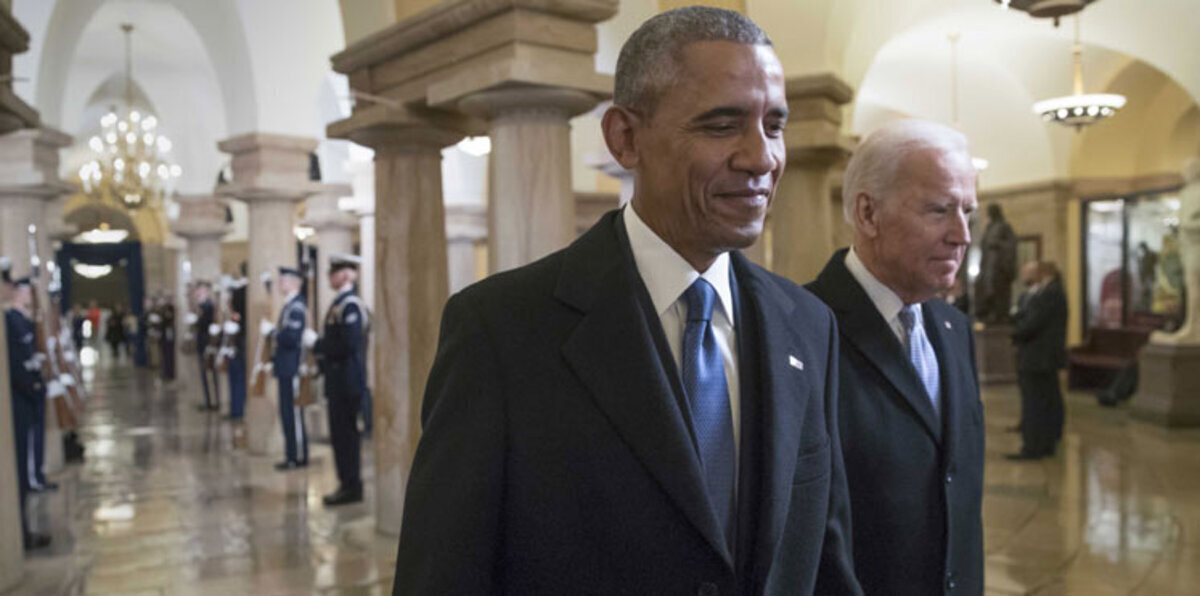 أوباما "مستاء" من قرار ترامب بشأن المهاجرين ويشجع المظاهرات