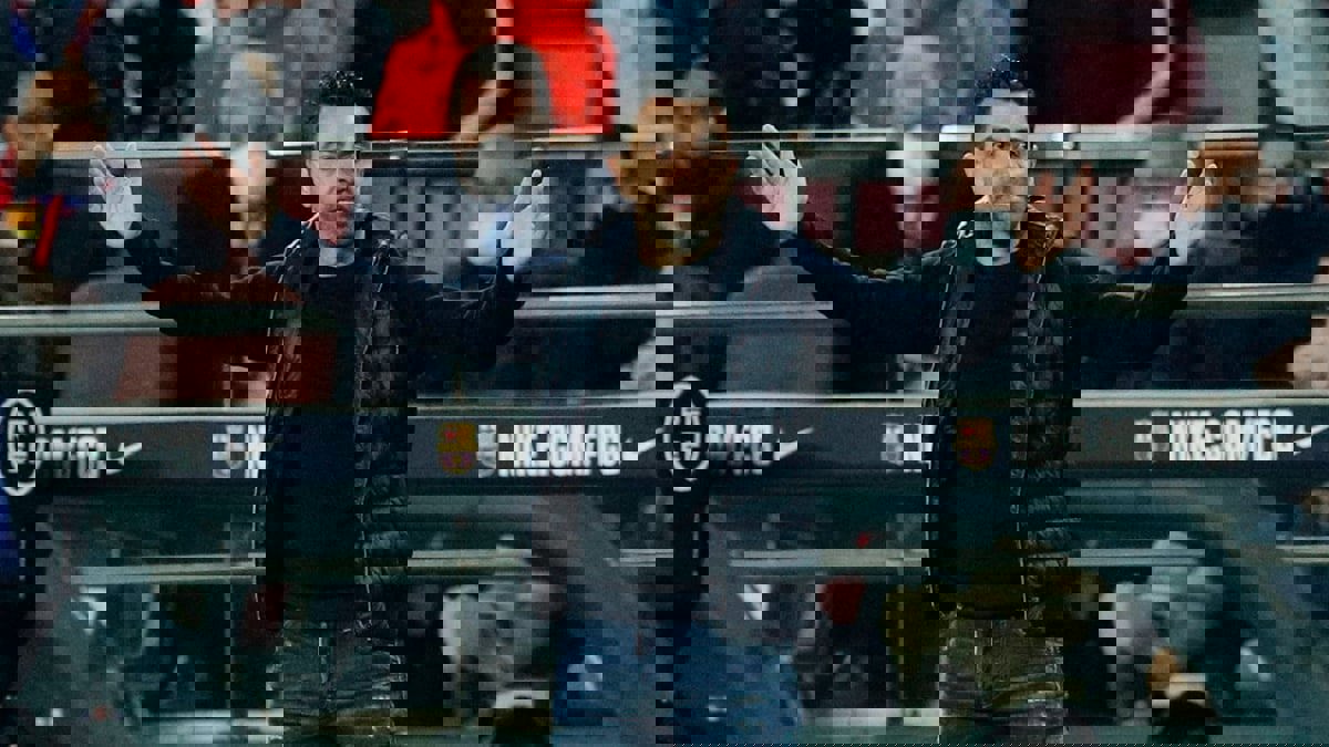 تشافي: برشلونة يجب أن يتعلم من إشبيلية