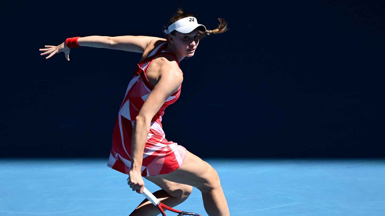 ريباكينا ورادوكانو تتأهلان للدور الثاني من بطولة أستراليا المفتوحة للتنس