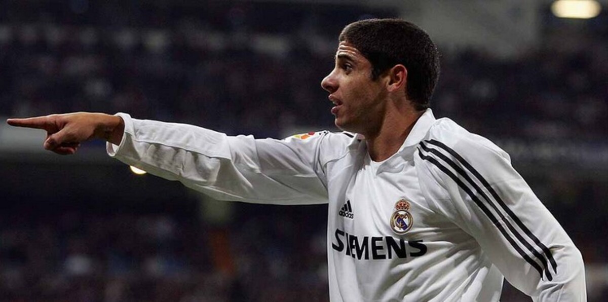 سيسينيو يكشف عصابة ريال مدريد (فيديو)