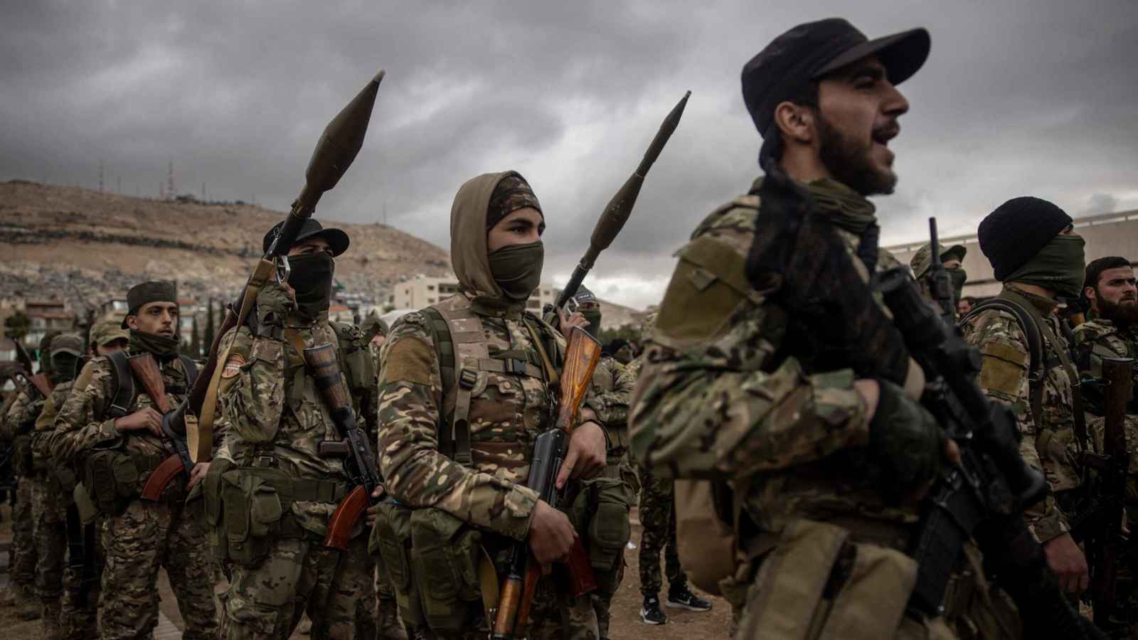 أسباب "تساهل" ترامب في ملف المقاتلين الأجانب بسوريا