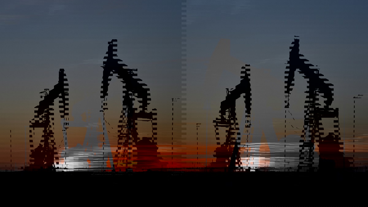 أسعار النفط ترتفع بسبب الآمال المنتظرة من اجتماع أوبك+