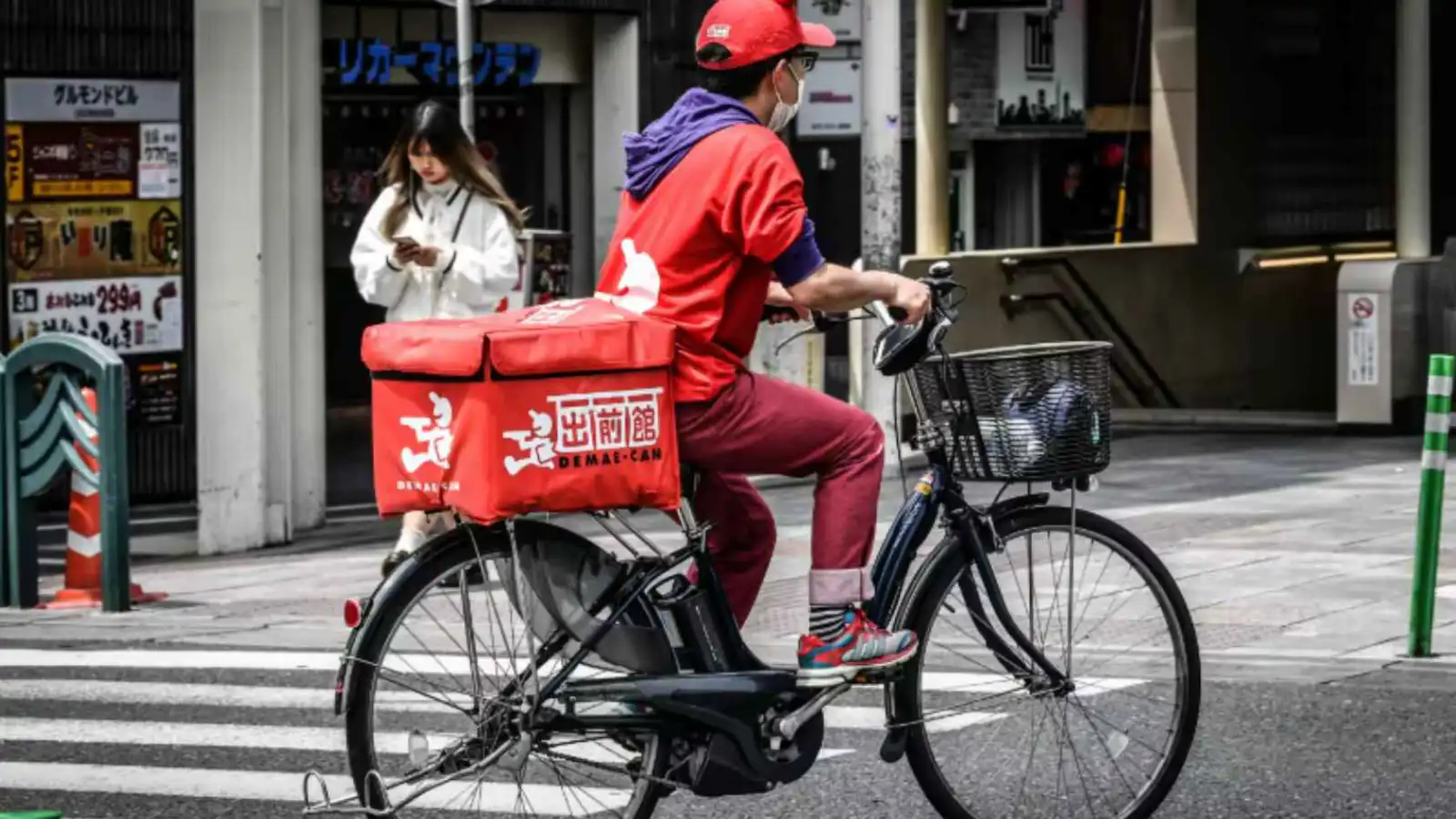 استغل ثغرة في تطبيق توصيل طعام للحصول على 1000 وجبة مجانية