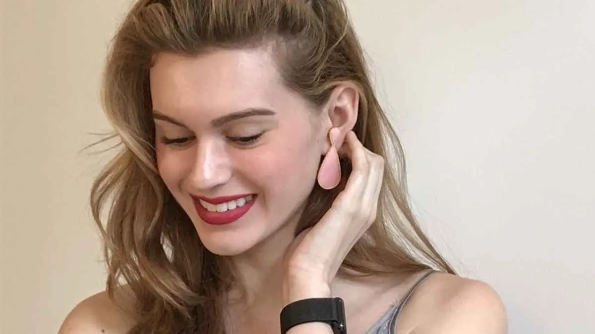 حلقات الأذن الذكية.. تطور مثير في عالم "الأجهزة القابلة للارتداء"