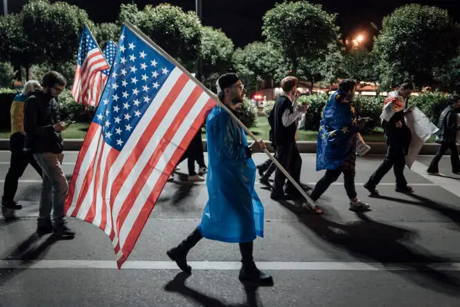 شعب "أوروبي" وحكومة "بهوى روسي".. جورجيا على مفترق طرق