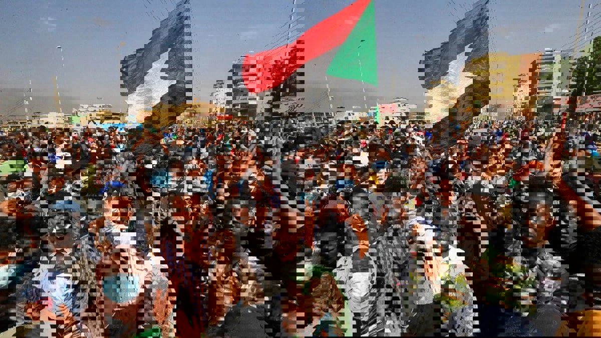 قادة احتجاجات السودان يعلنون "ميثاق سلطة الشعب"