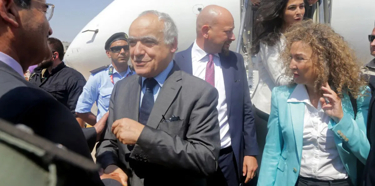 المبعوث الأممي إلى ليبيا يصل بنغازي للقاء حفتر