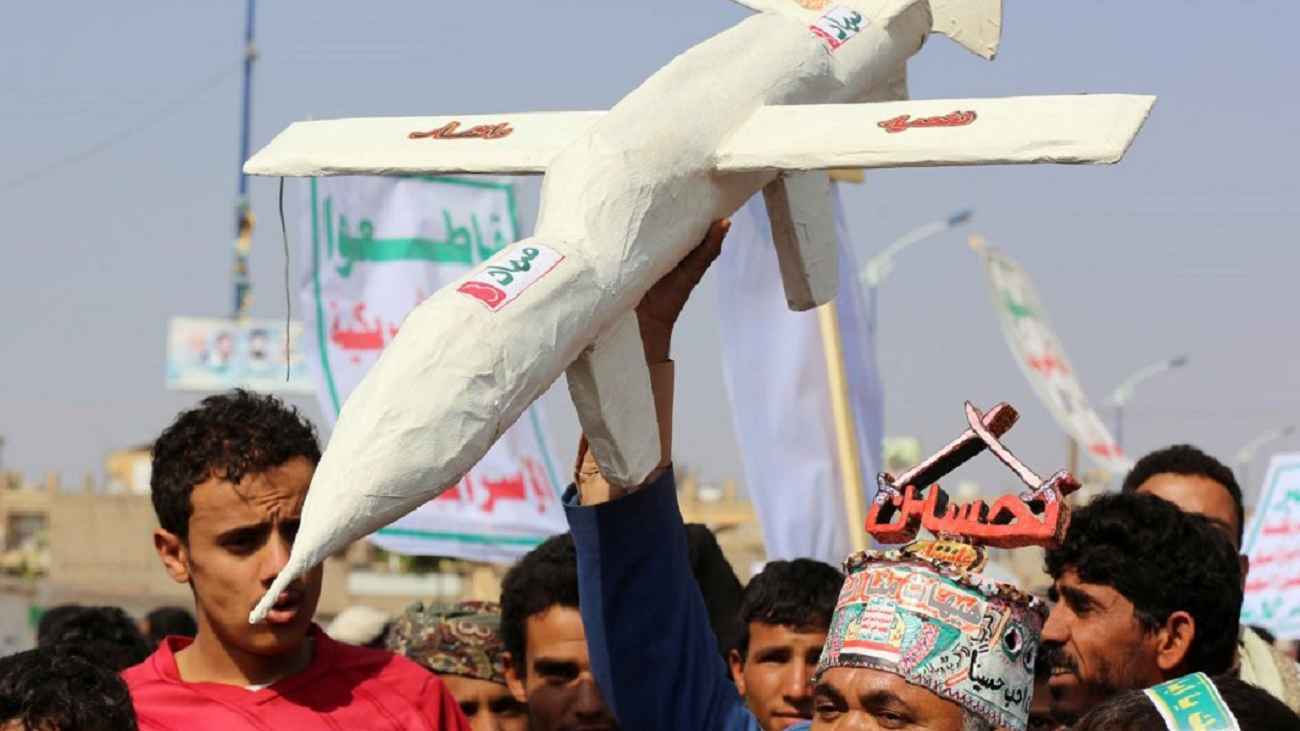 الحوثيون يتبنون هجومين على وسط وجنوبي إسرائيل