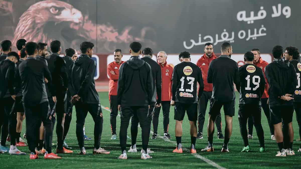 سيحصل على منحة تعاقد.. لاعب الأهلي المصري يوقع لناديه الجديد