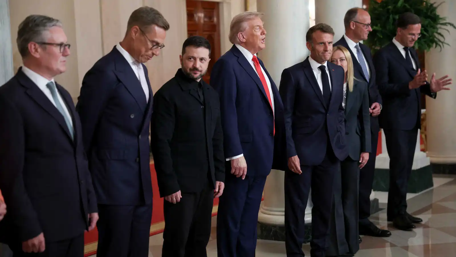 زيلينسكي: أجريت "أفضل" محادثة حتى الآن مع ترامب