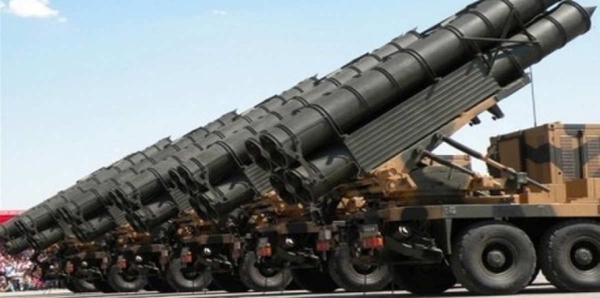 إيران تستبدل قواعد الدفاع الجوي القديمة بأنظمة إس-300 الروسية