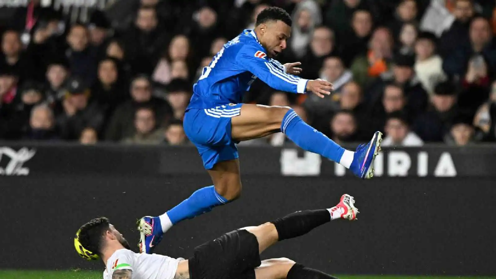 لماذا فشل مبابي في تعويض غياب فينيسيوس أمام فالنسيا؟