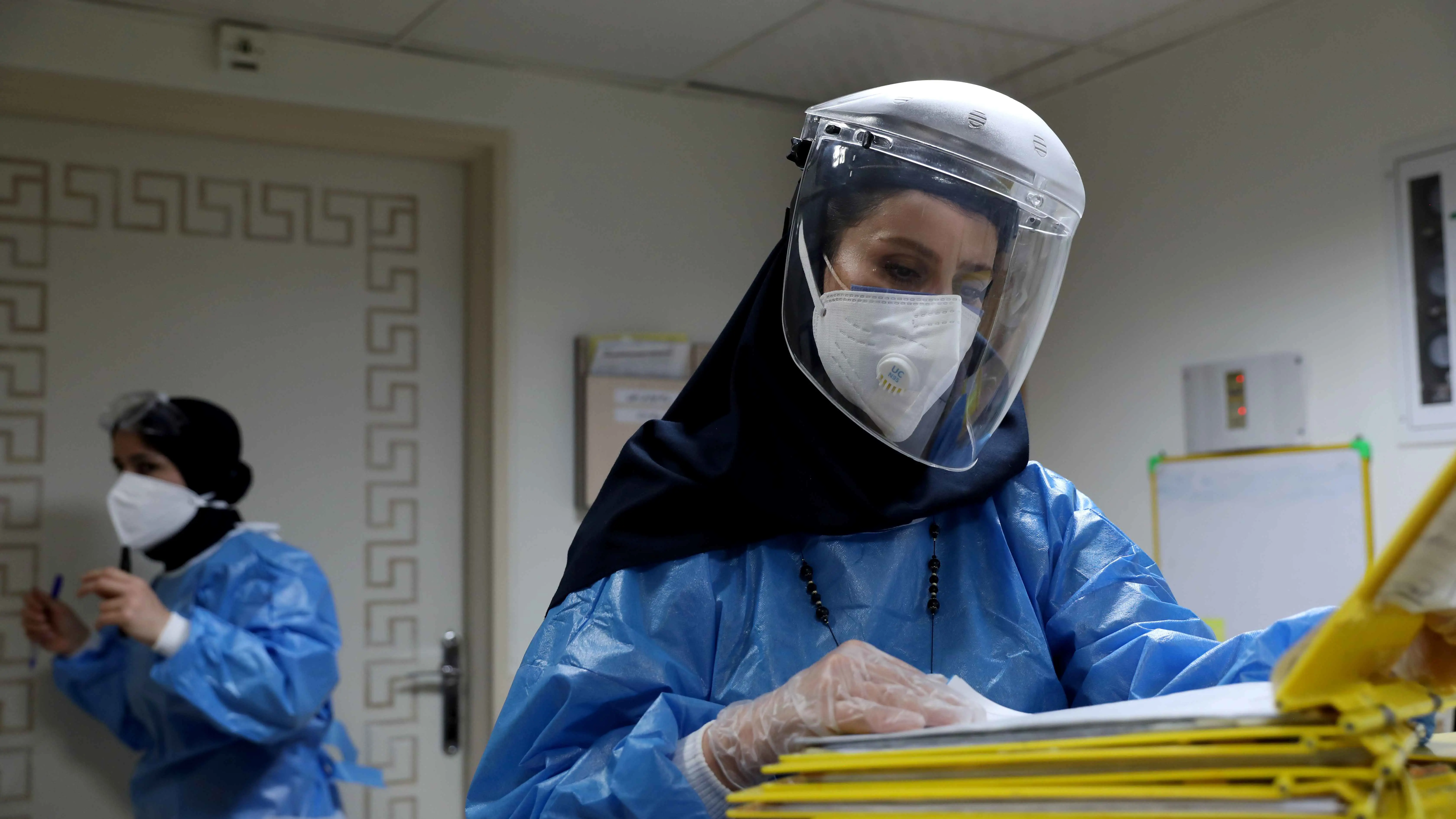 انتحار ممرضة في إيران يثير التساؤلات عن تفاقم الظاهرة في الوسط الطبي