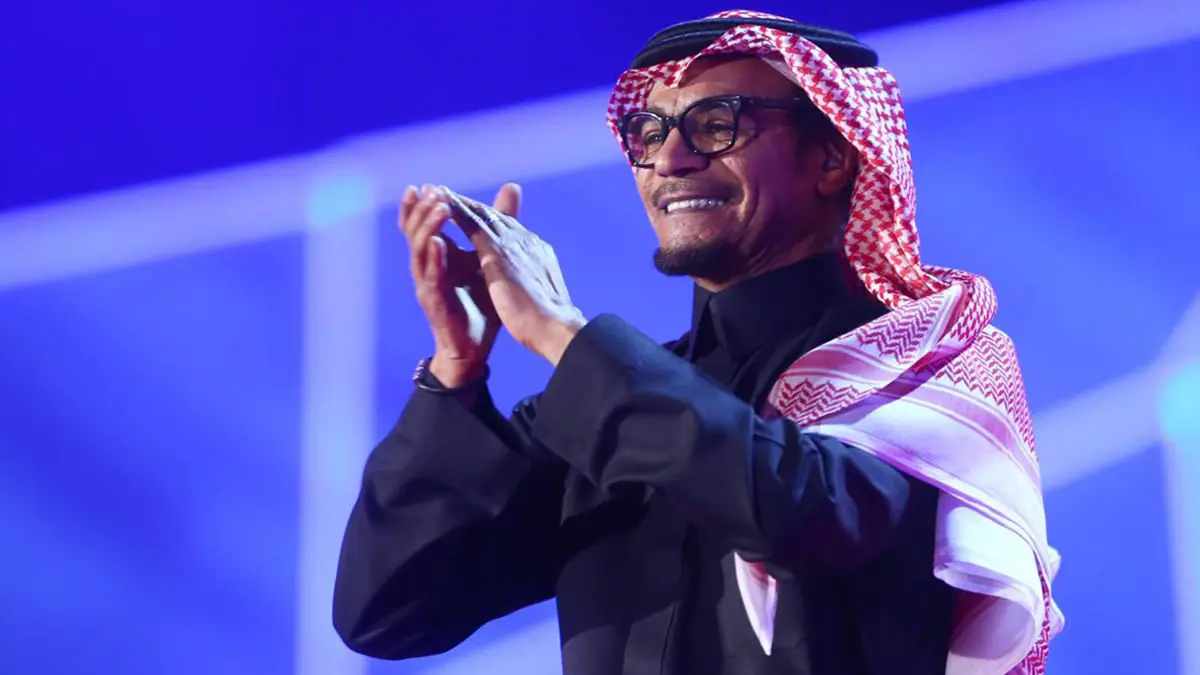 أغنية "نوع من البشر" تتسبب بتوتر بين روتانا ورابح صقر