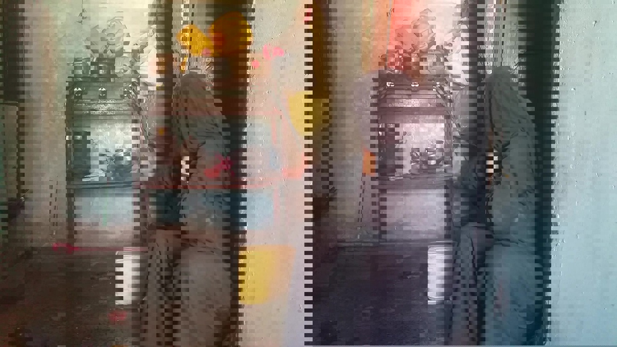 الفرار من الموت إلى "البرد".. عدو جديد يفتك بالنازحين والفقراء في اليمن