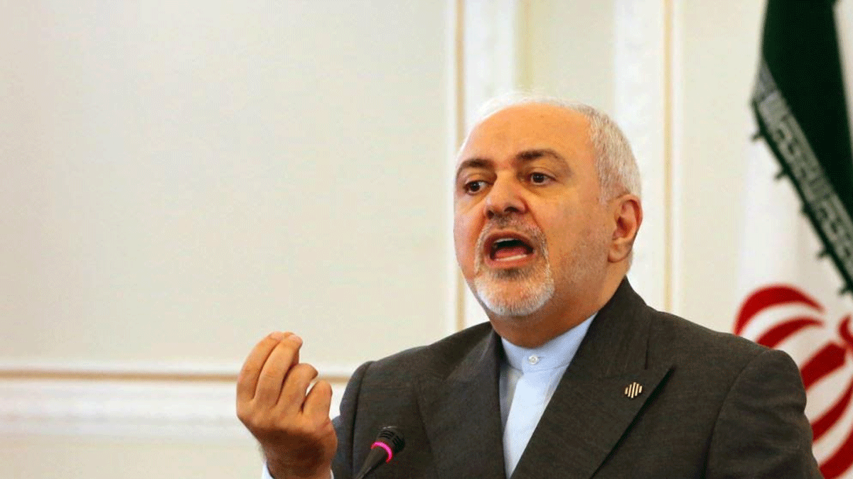 ظريف يدعو لبناء "الثقة" في الخليج لضمان حرية الملاحة