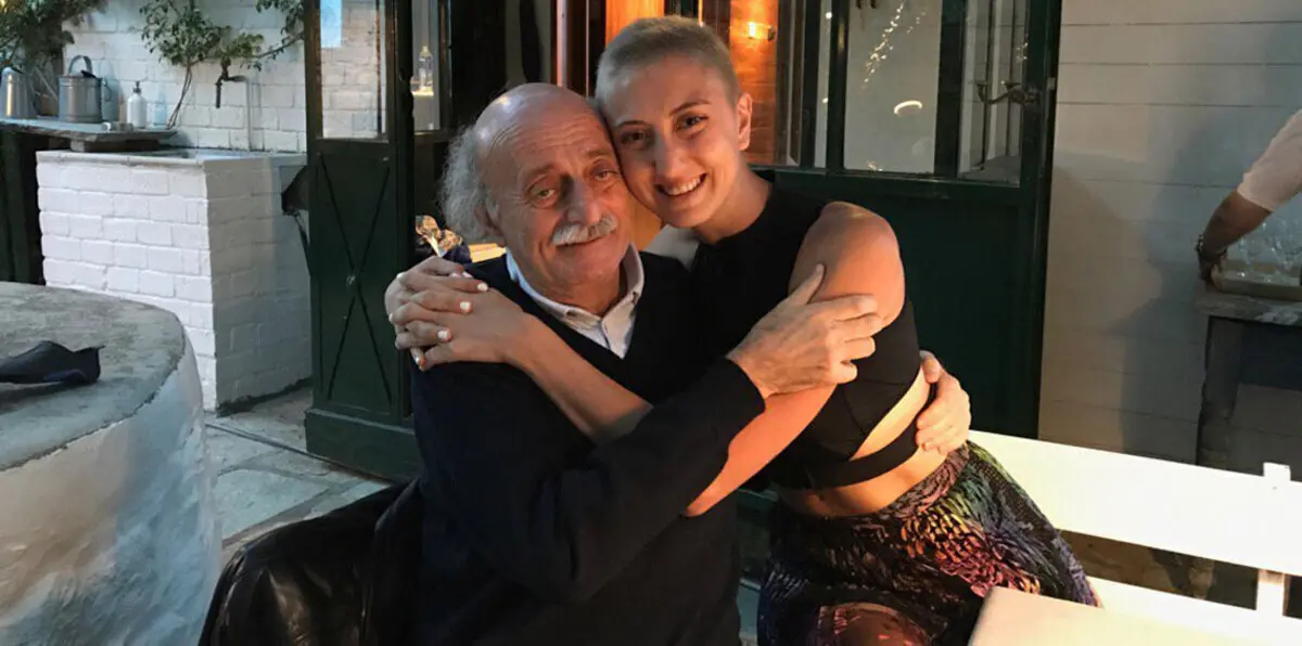 ابنة وليد جنبلاط تكشف حقيقةة جمعتها بصديقتها وأثارت جدلا