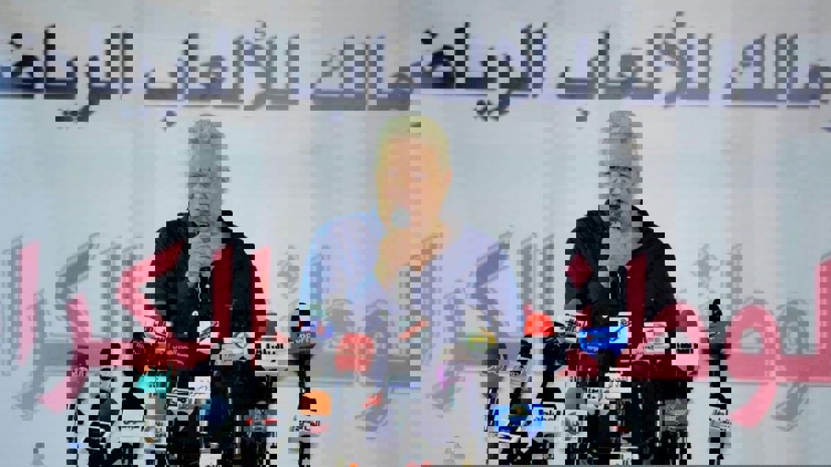 مباراة الزمالك ضد نهضة بركان.. مرتضى منصور يعد لاعبي الفريق الأبيض بـ"أكبر مكافأة في التاريخ" حال التتويج بالكونفدرالية