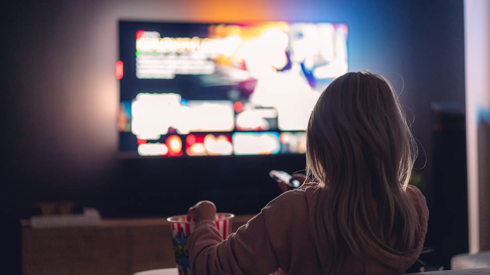 انتحار مأساوي لطفلة بعد خلاف حول مشاهدة التلفاز