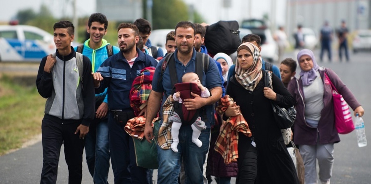 السراج: لن نقبل أي لاجئين عائدين من أوروبا