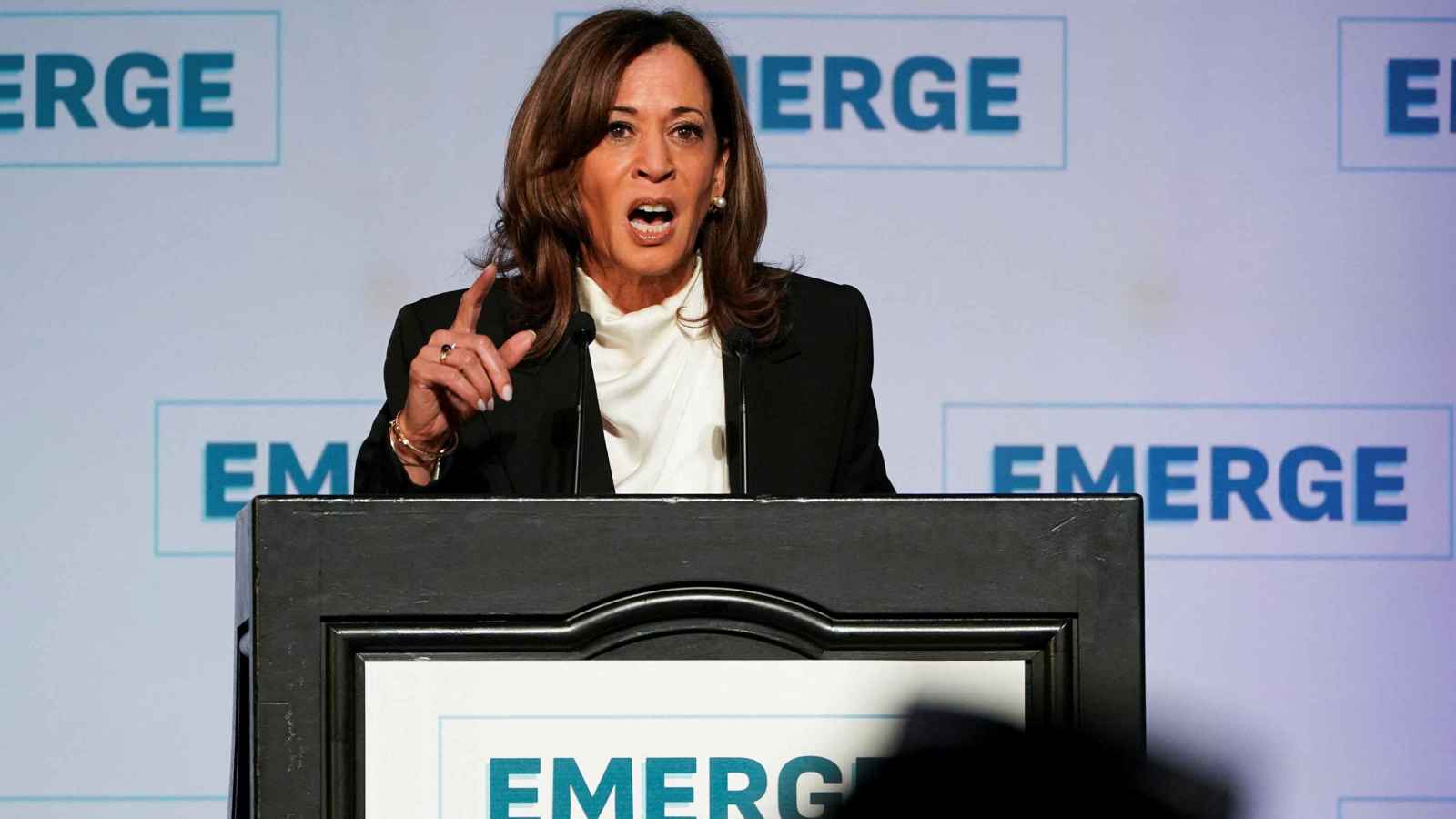 هاريس تواجه نتنياهو وتكشف عن لعبة سياسية "على حساب غزة"