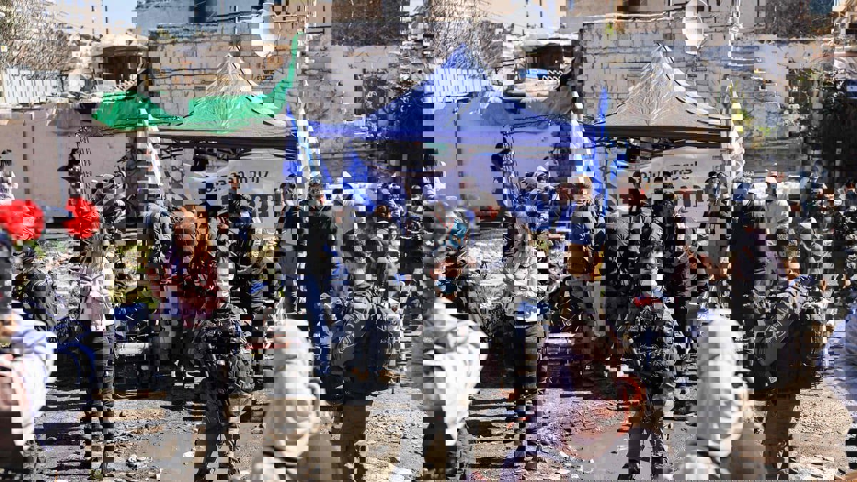 مسؤول فلسطيني: اتصالات مكثفة لوقف اعتداءات إسرائيل في "الشيخ جراح"