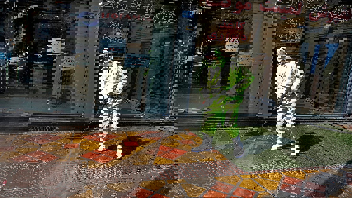 تقرير: الحرس الثوري يستغل مقاتلين أفغان في عمليات مواجهة كورونا