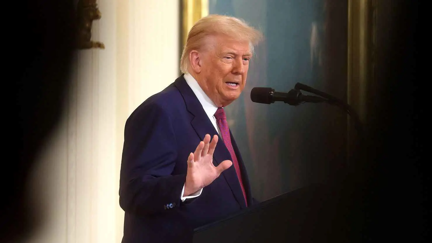 البيت الأبيض يكشف سبب دعوة ترامب لإخلاء طهران