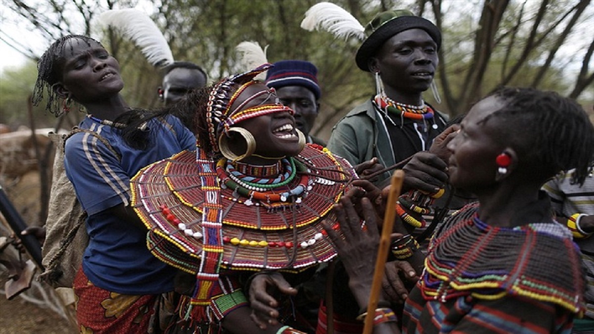 إنقاذ طفلة كينية من براثن تقليد "زواج القاصرات"