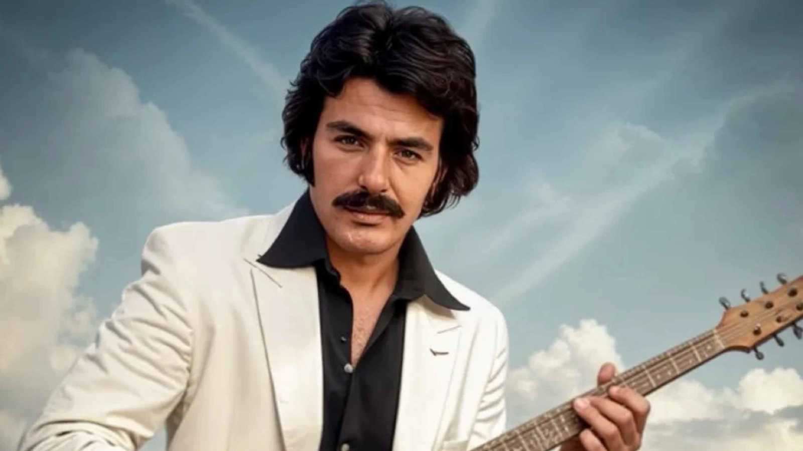 قبر "فيردي طيفور" يتحول إلى عمل فني يلفت الأنظار في تركيا (صور)