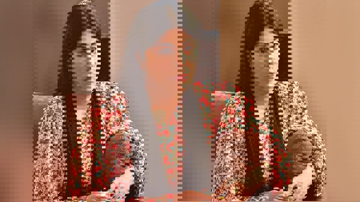 الفنانة زارا البلوشي تعلن زواجها