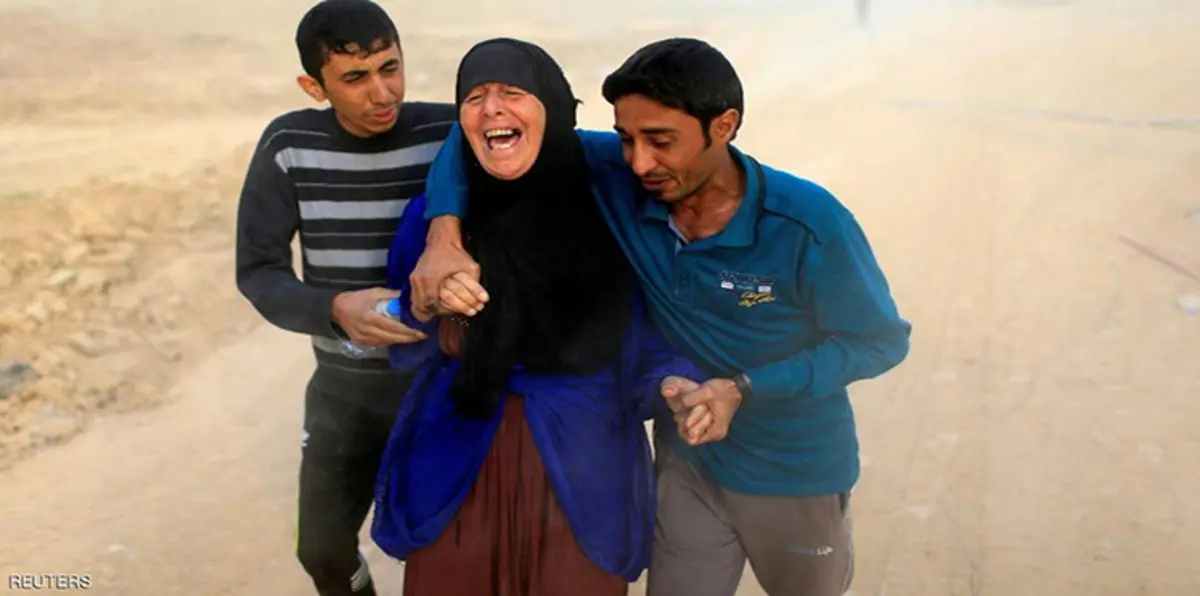 أكياس الجثث وروائحها تملأ الطرقات.. روايات مأساوية للفارين من الموصل بين الموت والدمار