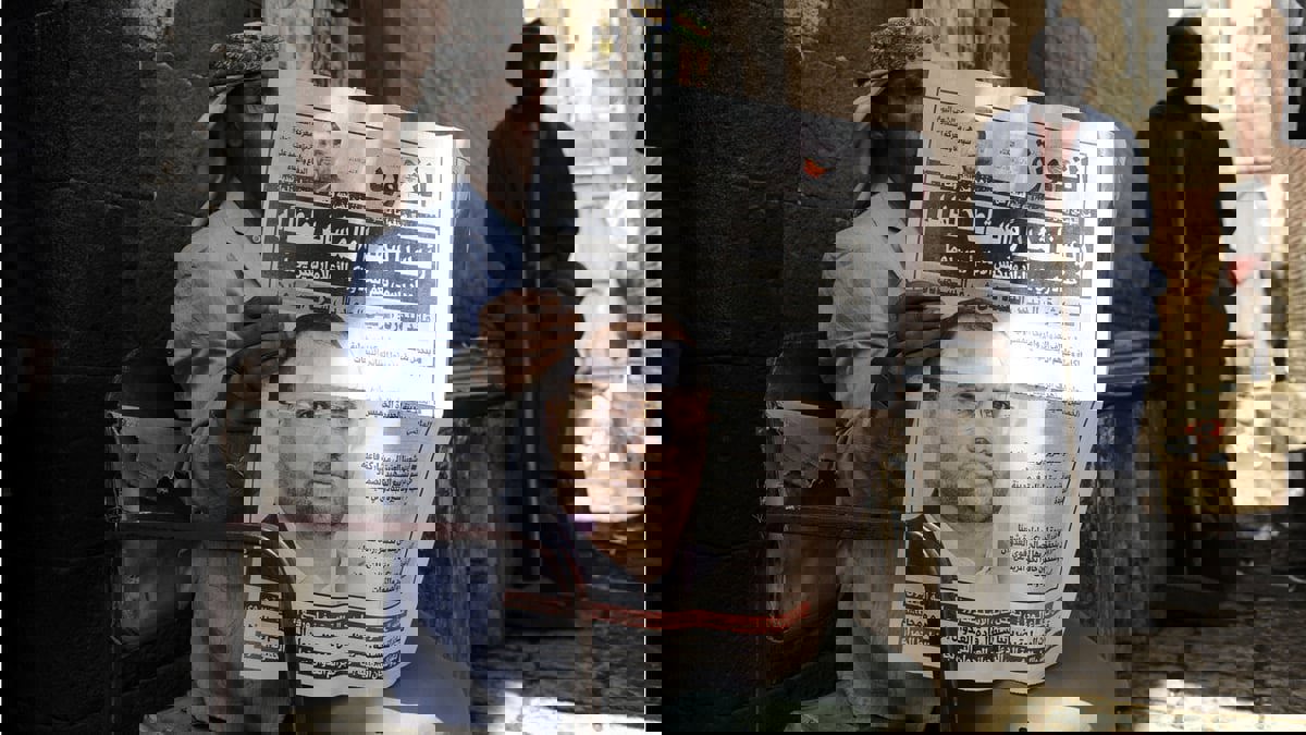 "الفساد الحوثي" يهدد بوقف إصدار أعرق صحيفة يمنية