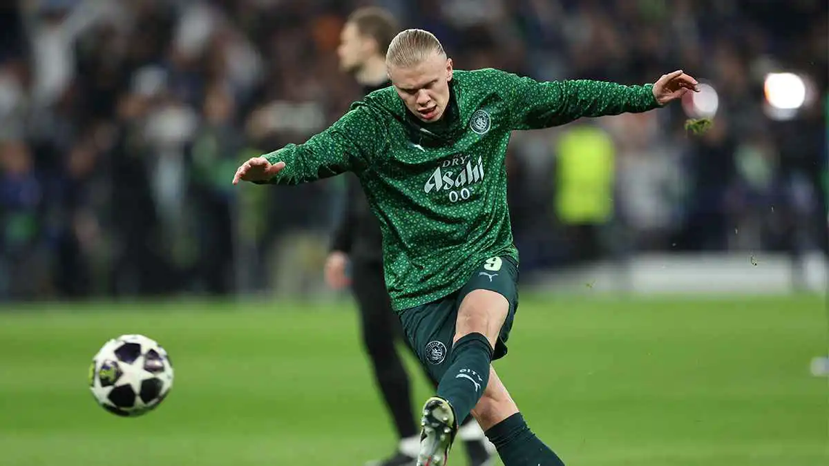 أول تحرك من برشلونة للتعاقد مع هالاند