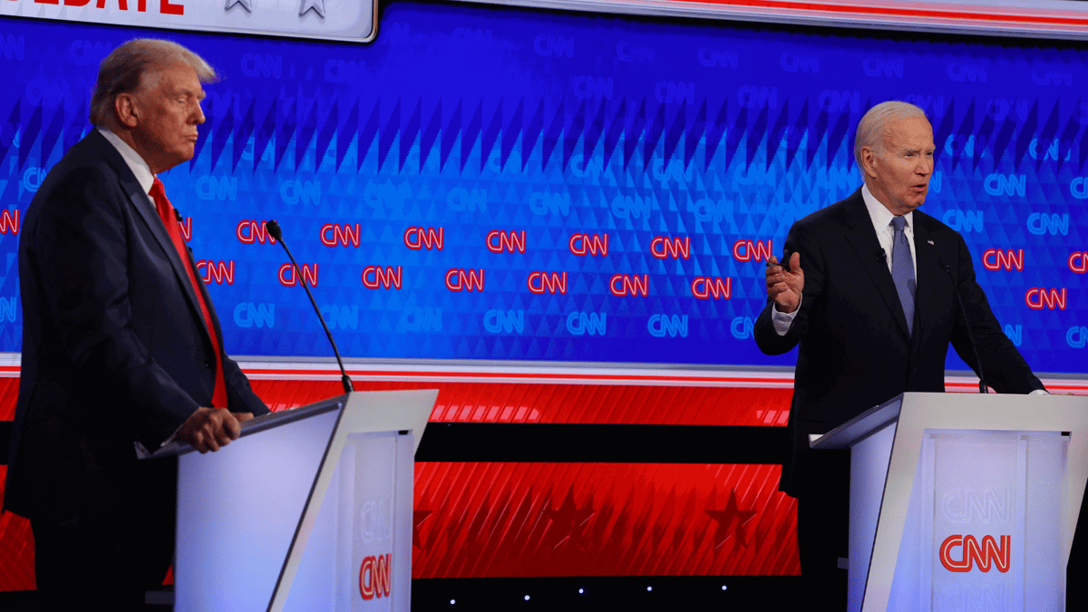 "واشنطن بوست": فريق بايدن يعمل على قمع أي تمرد ديمقراطي بعد المناظرة